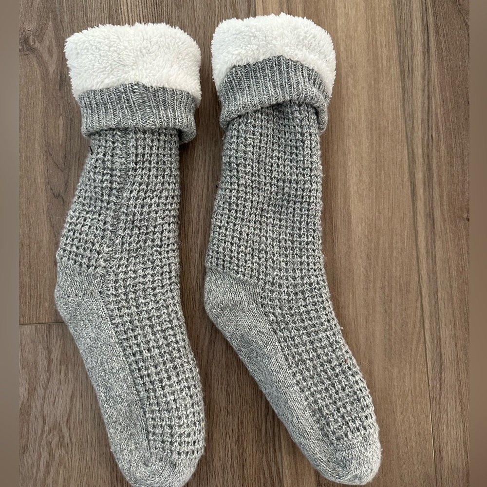 Indigo Cozy Gray Knit Reading Socks with Faux Sherpa Lining 🩶❄️